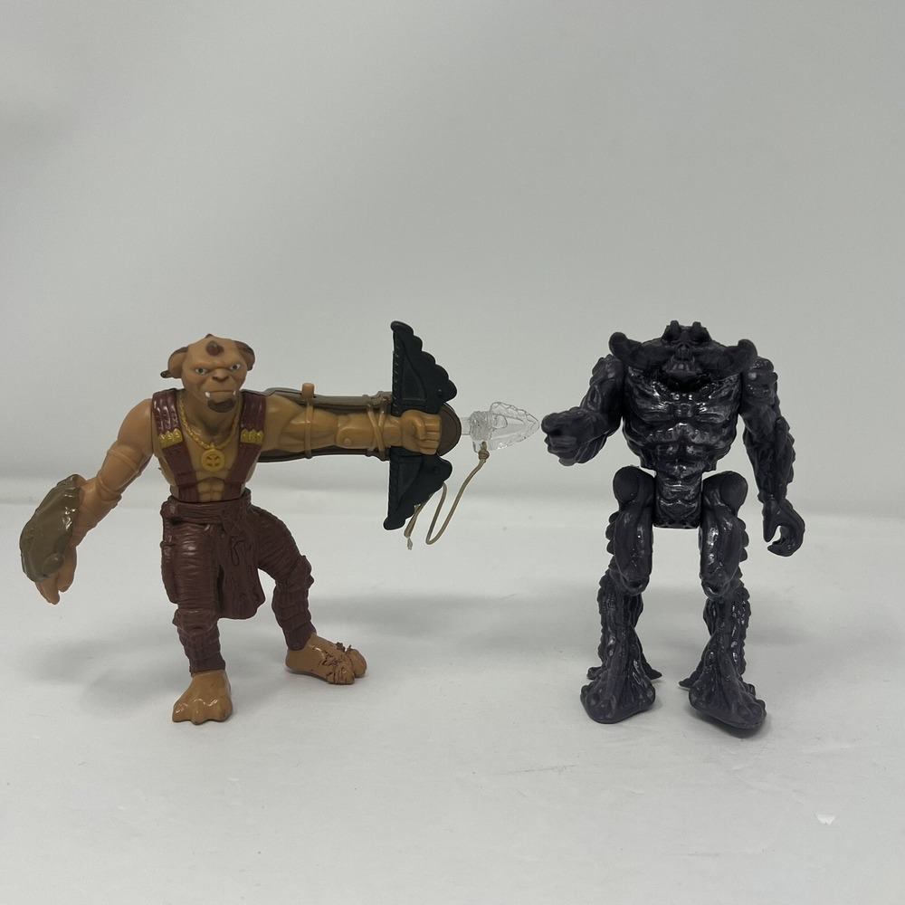 Final Faction Kharn Brute and Archer Burger  King PVC 4" Action Figures lot of 2